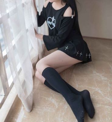 网游之美女同居