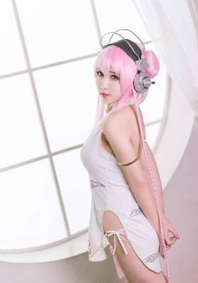 艾斯奥特曼