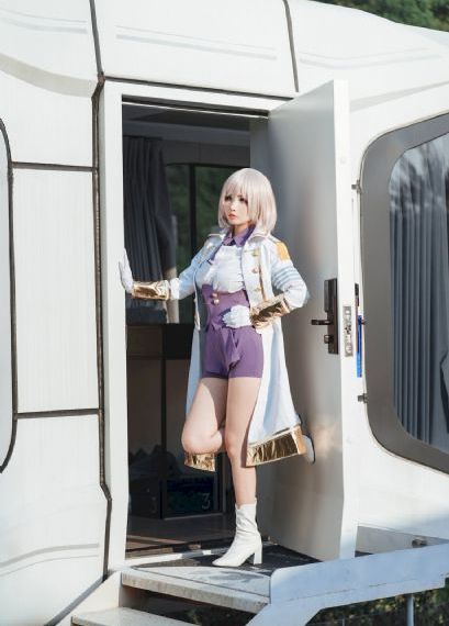 有钱男与贫穷女