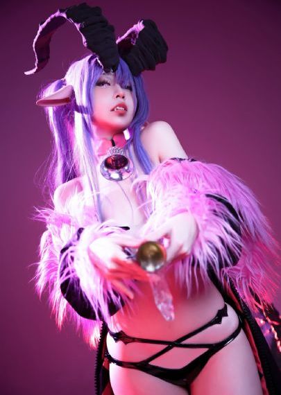 模特第一次